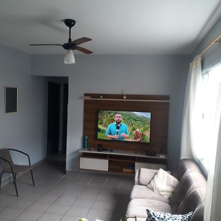 Apartamento com Estacionamento, Wi-Fi, Ar condicionado a 300 metros da Praia da Enseada no Guarujá. Esterno foto